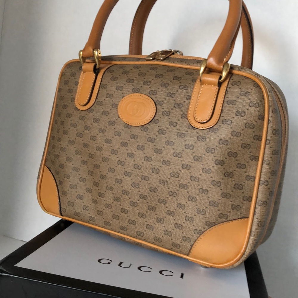 COPY - AUTHENTIC GUCCI BOSTON BAG.